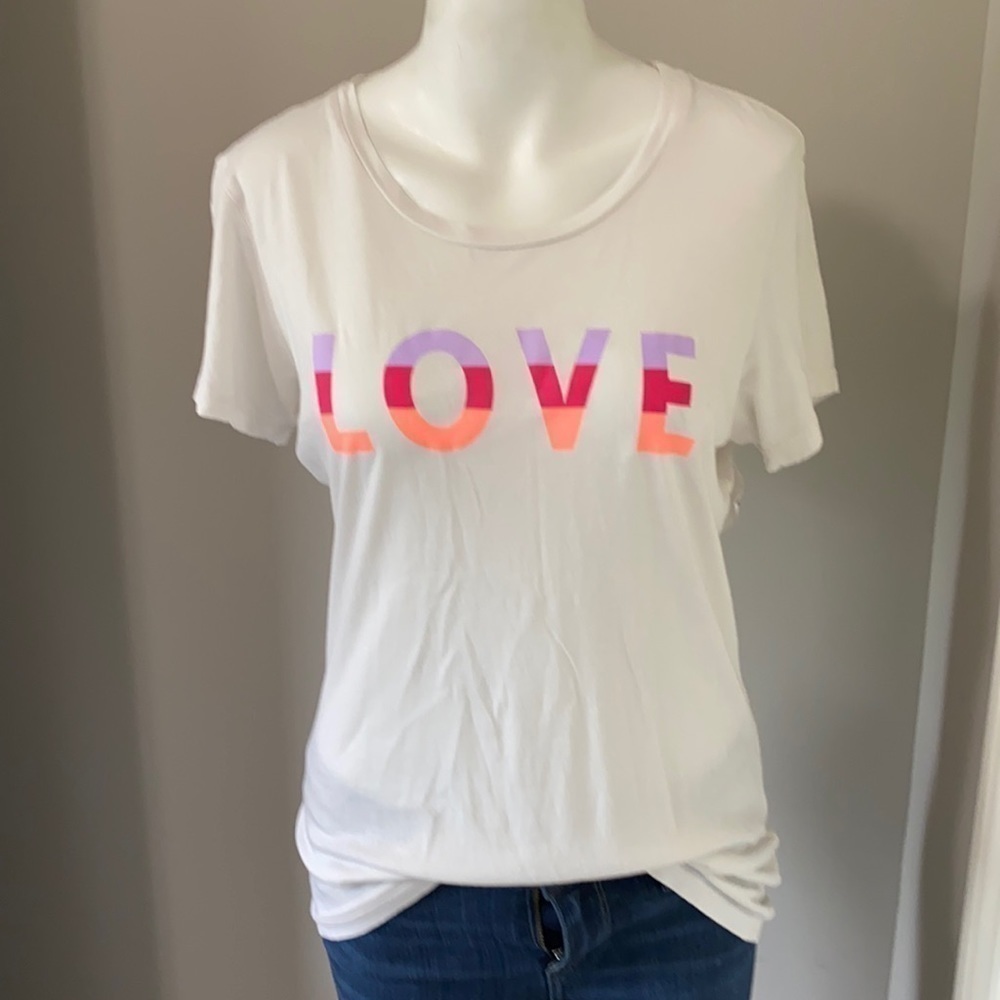 Sundry LOVE Graphic Crewneck T shirt Cream Rainbow Short Sleeve Top Sz M NEW